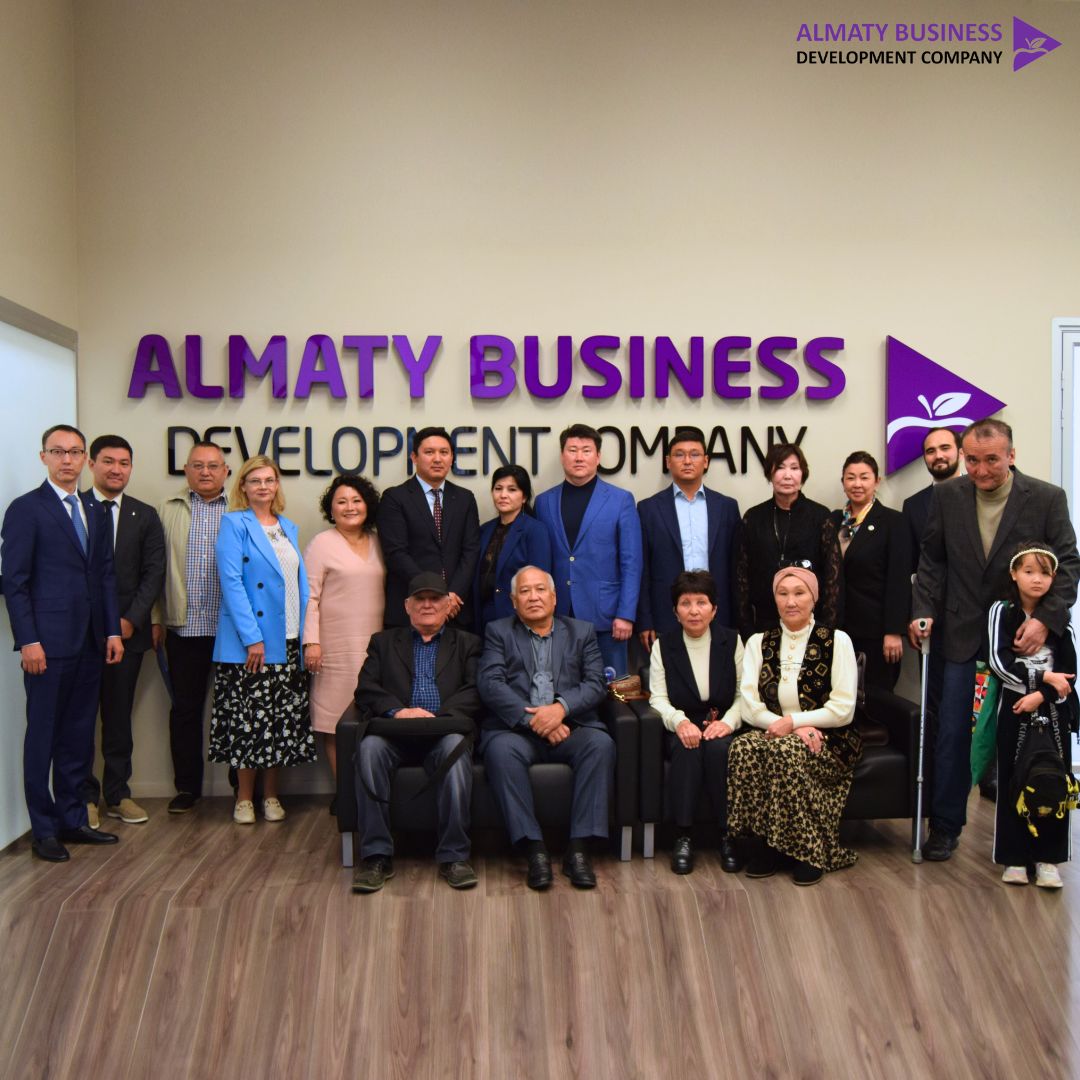 В рамках общественного мониторинга Председатель правления Almaty Business Development Company Рамазан А. выступил с докладом перед Комиссией №4 Общественного совета города Алматы