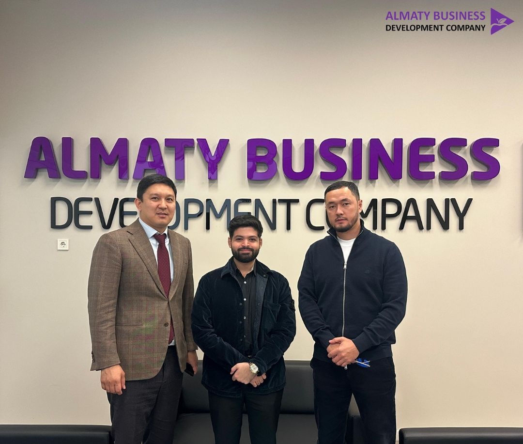 Состоялась встреча между Председателем правления Almaty Business Development Company Рамазаном А. и директором девелоперской компании из Индии MAK Projects Pvt. Ltd. Айнан Али Ханом